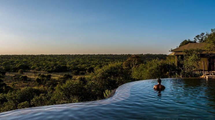 Mutara Camp infinity pool overlooking Laikipia conservancy